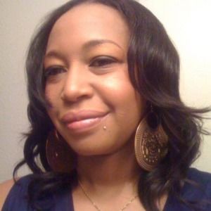 Meet your Posher, Muna